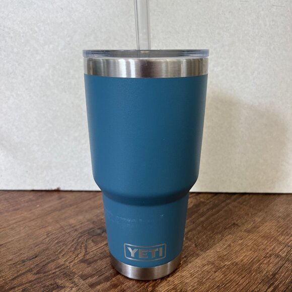 YETI 30 oz Tumbler - Picture 2 of 6